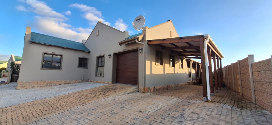 3 Bedroom Property for Sale in Riversdale Western Cape